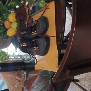 KYRIE IRVING FLY TRAP